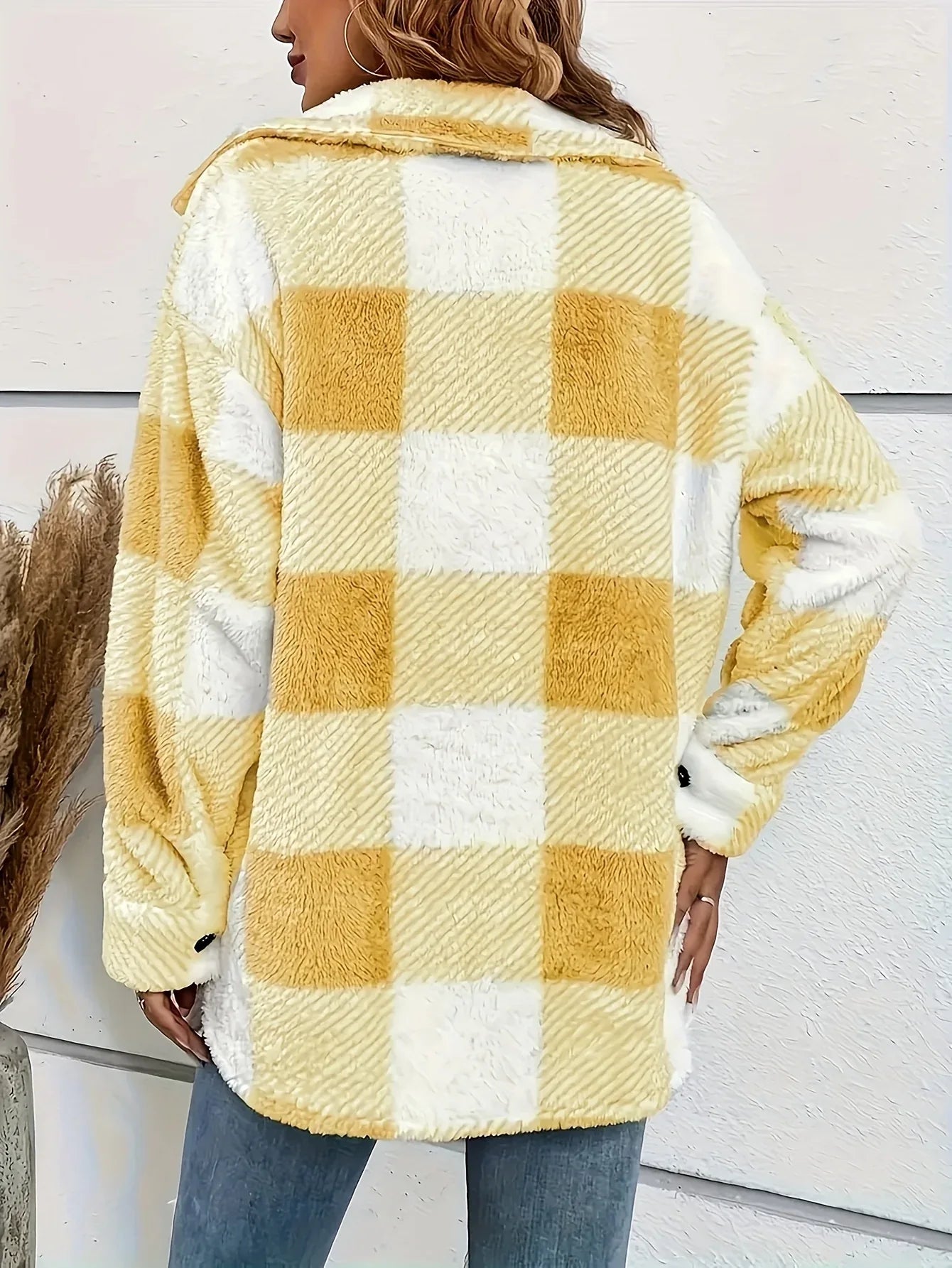 Lina – Cozy Plaid Knit Jacket