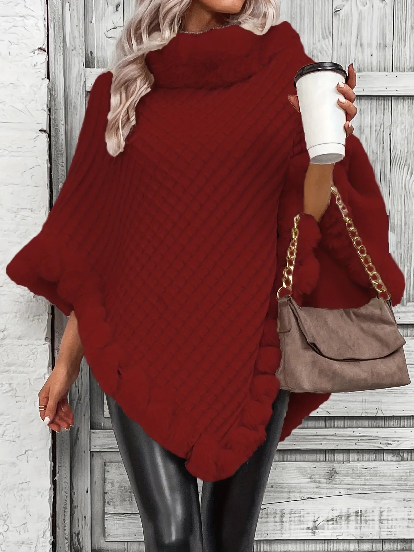 Elara – Faux Fur Trim Knit Poncho