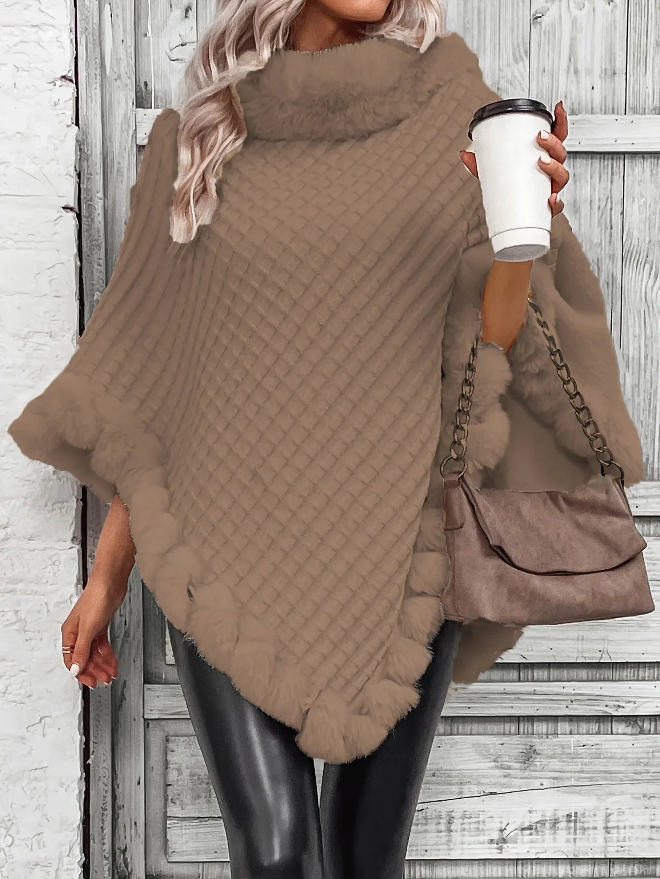 Elara – Faux Fur Trim Knit Poncho