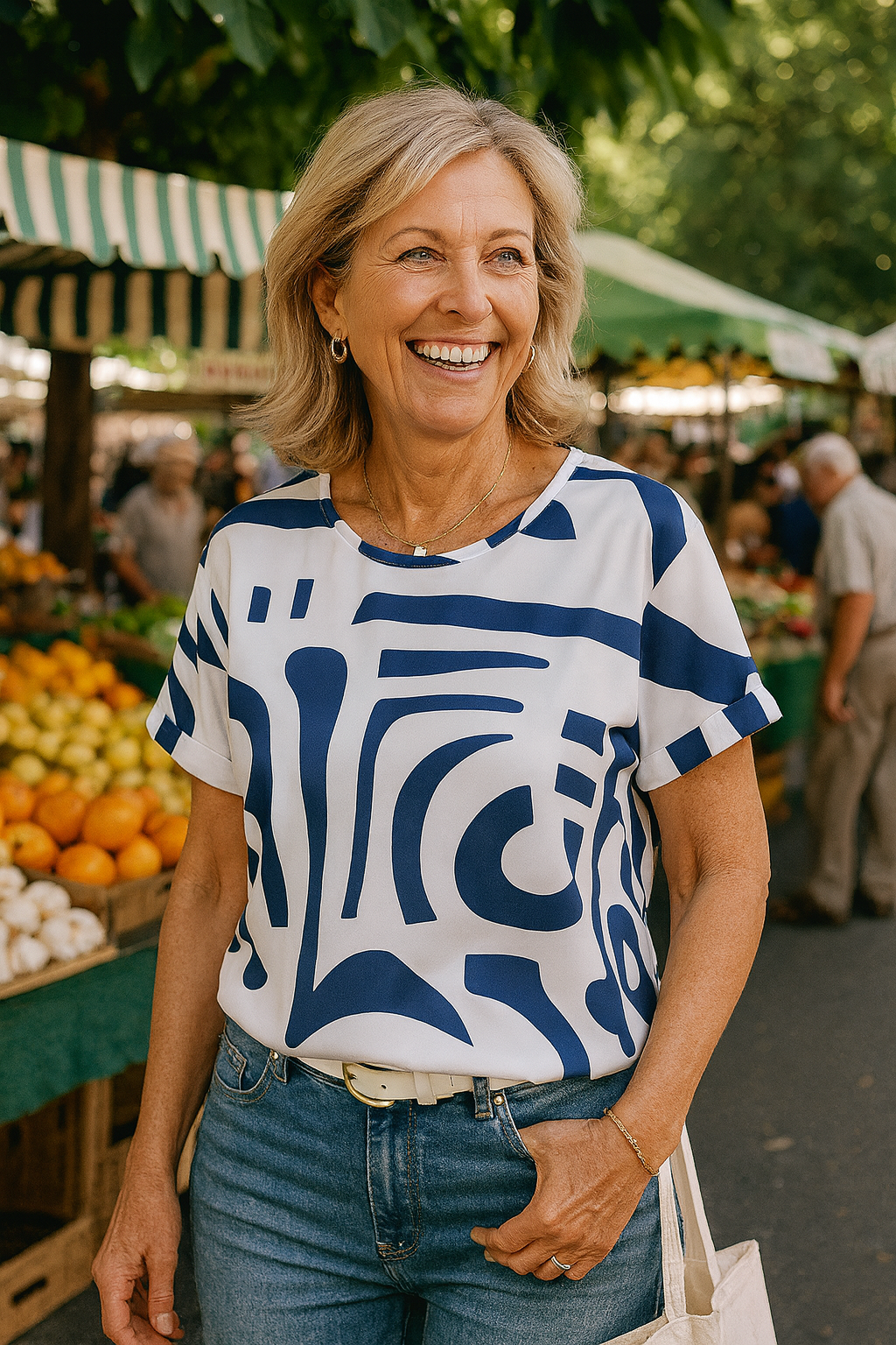 Nova | Artistic Flow Top – Light, Flattering & Carefree