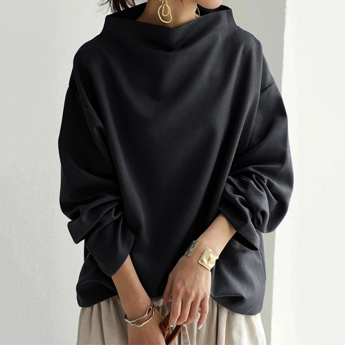 Linda | Cozy Relaxed High-Neck Sweater