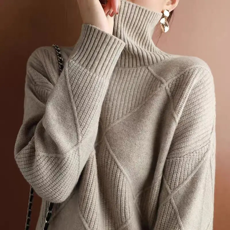 Elowyn London | Cashmere Geometric Knit Turtleneck