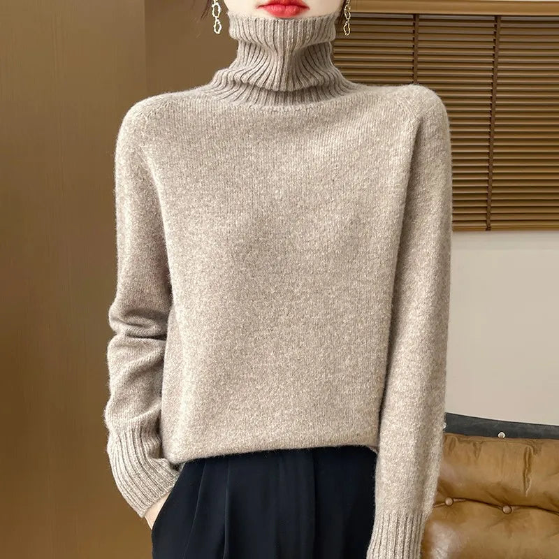 Roselyn London | Cashmere Ribbed Turtleneck