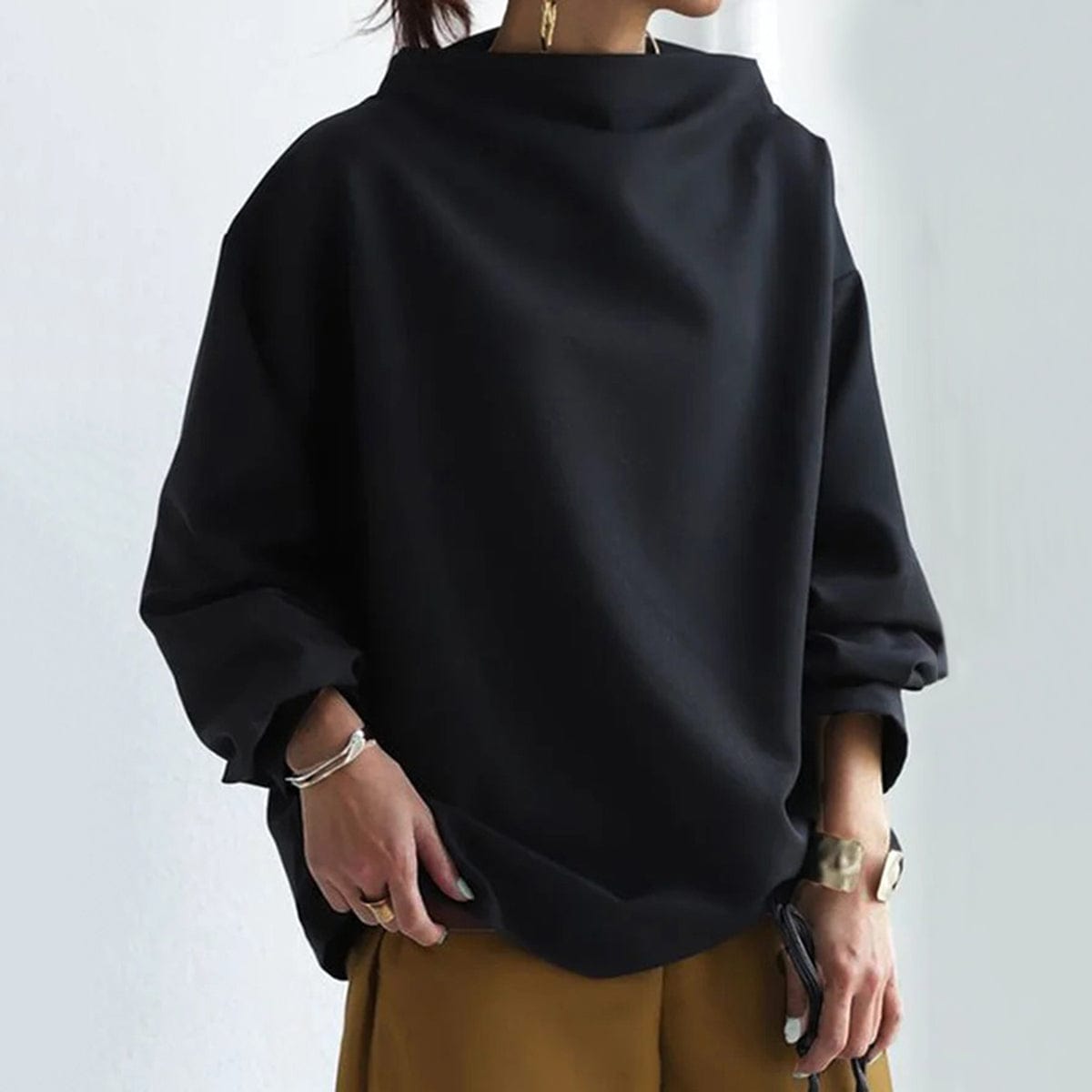 Linda | Cozy Relaxed High-Neck Sweater