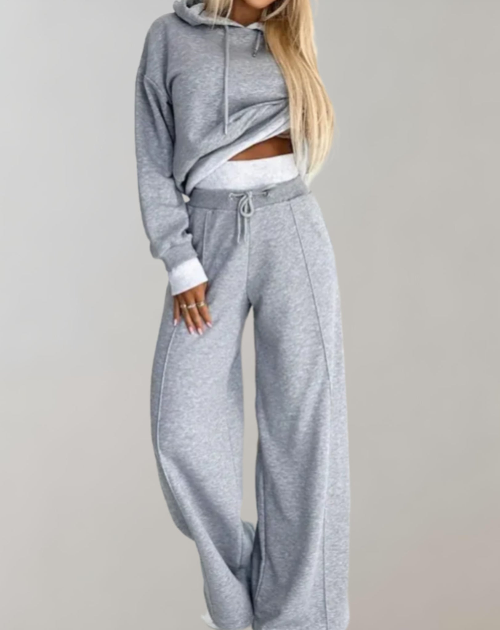 Nina | Two-piece set: hooded jumper and wide-leg trousers