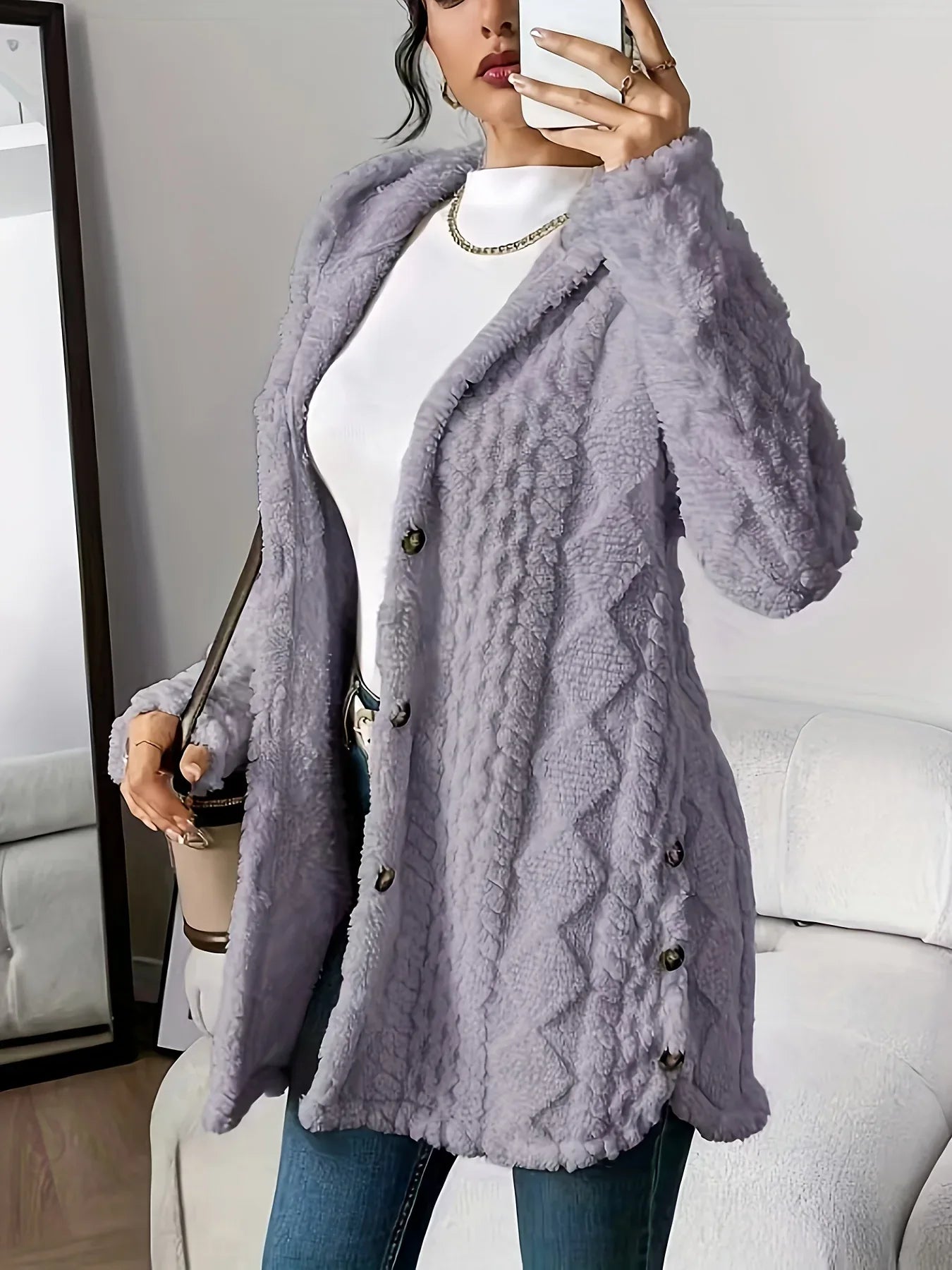Aria – Cozy Argyle Knit Coat
