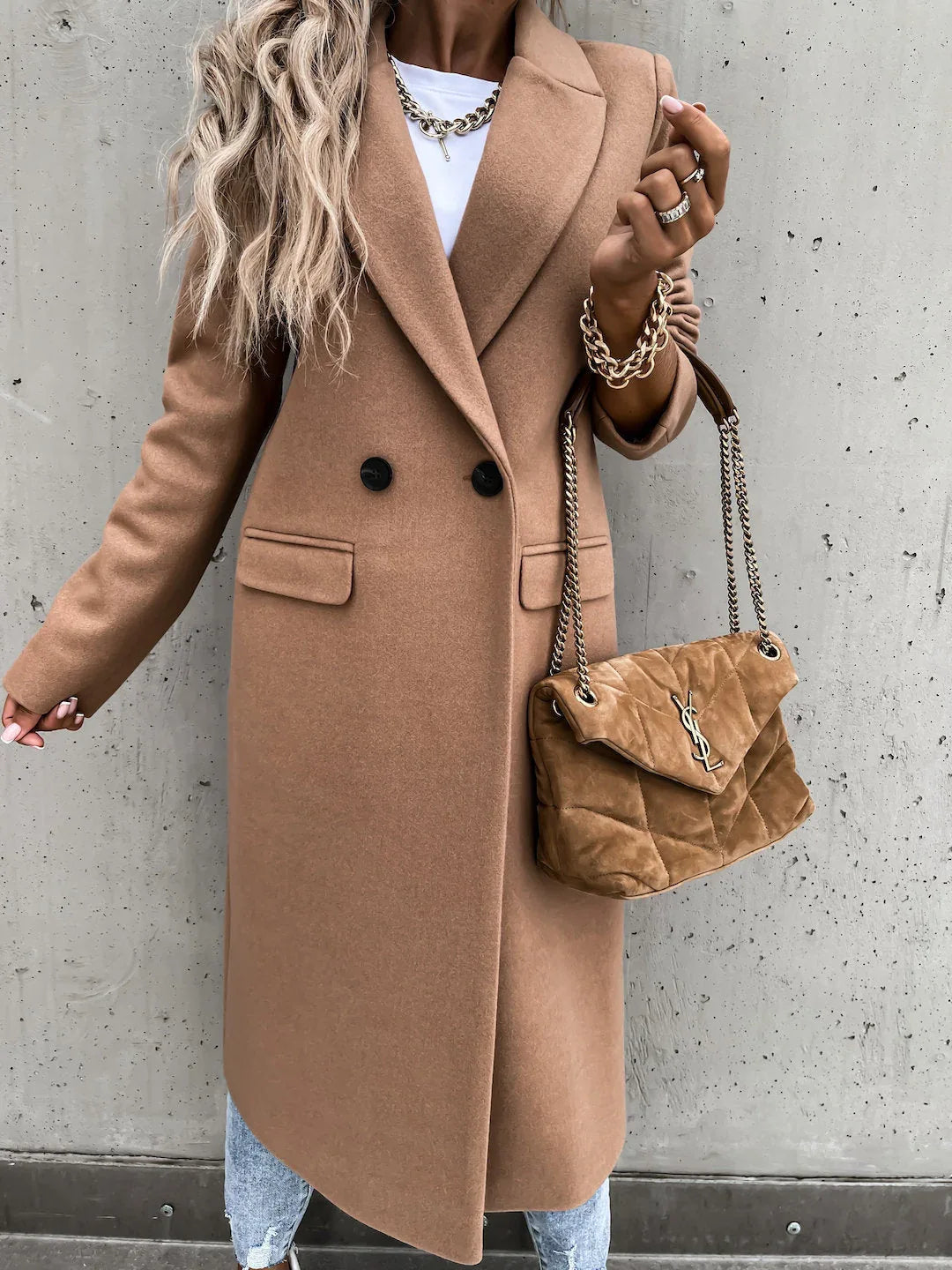Evelyn – Classic Winter Coat with Lapels