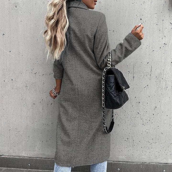 Evelyn – Classic Winter Coat with Lapels