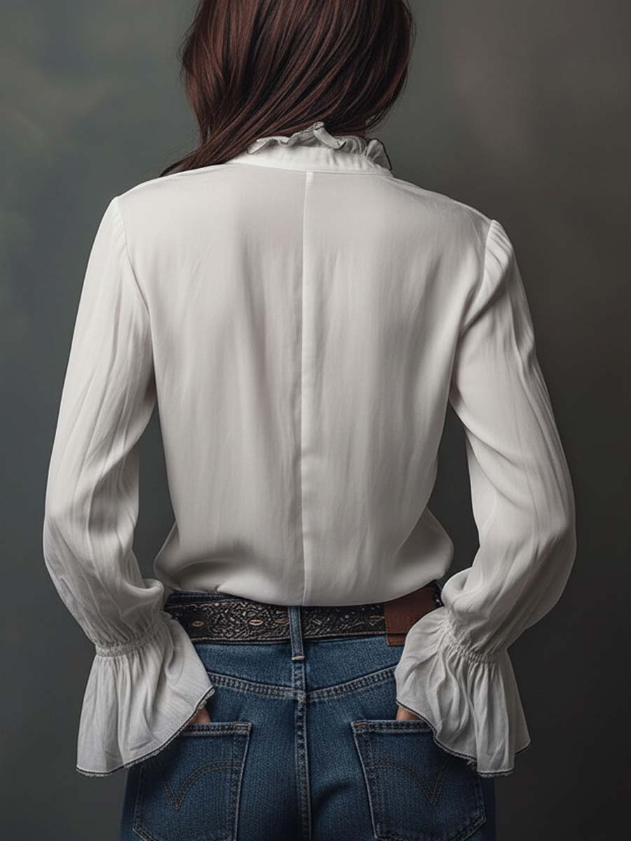 Ana · White Blouse with Ruffles and Zipper