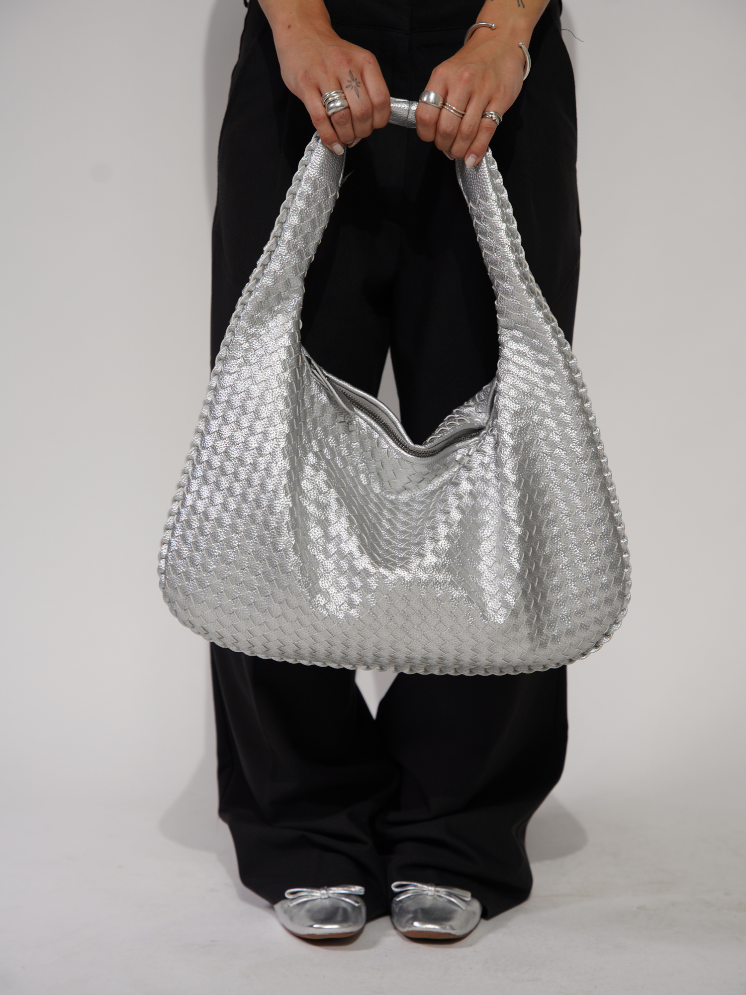 Farrah | One Shoulder Wonder Bag