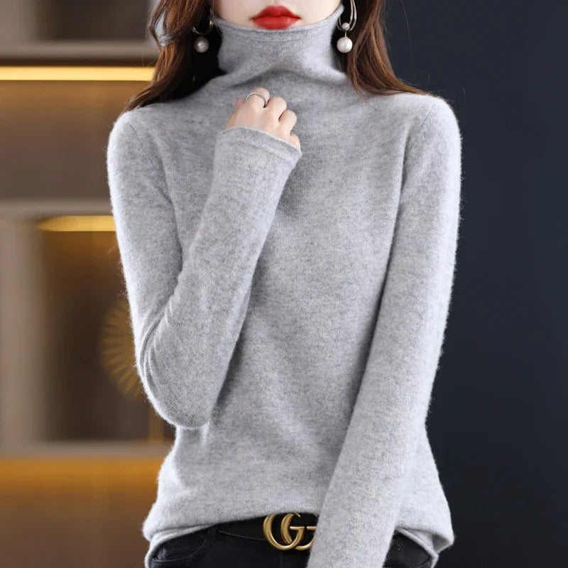 Evelyne London | Cashmere Roll Neck Sweater