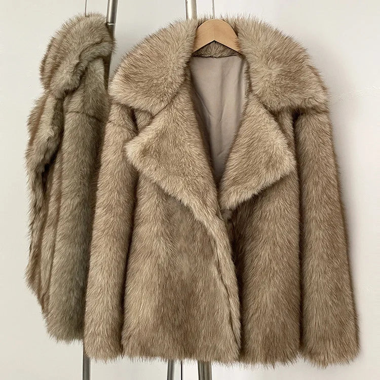 Cathrine | Faux Fur Coat / Jacket